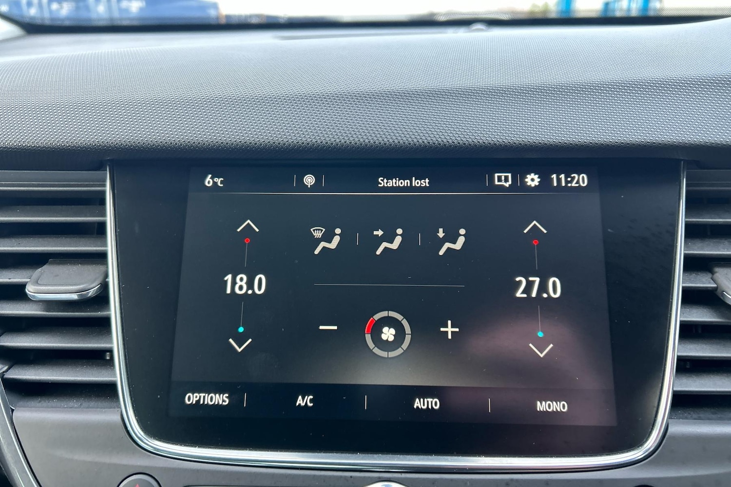 Used Vauxhall Crossland 2022 for sale - 76746460: Photo 22