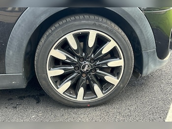 Used MINI Hatch 2015 for sale - 75970107: Photo
