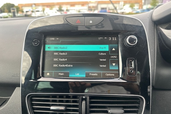 Used Renault Clio 2019 for sale - 76193681: Photo 22