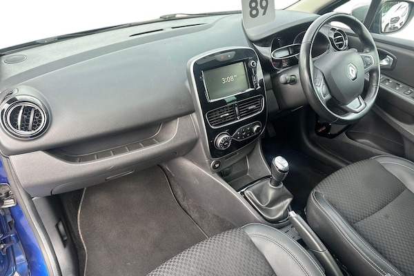 Used Renault Clio 2019 for sale - 76193681: Photo 5
