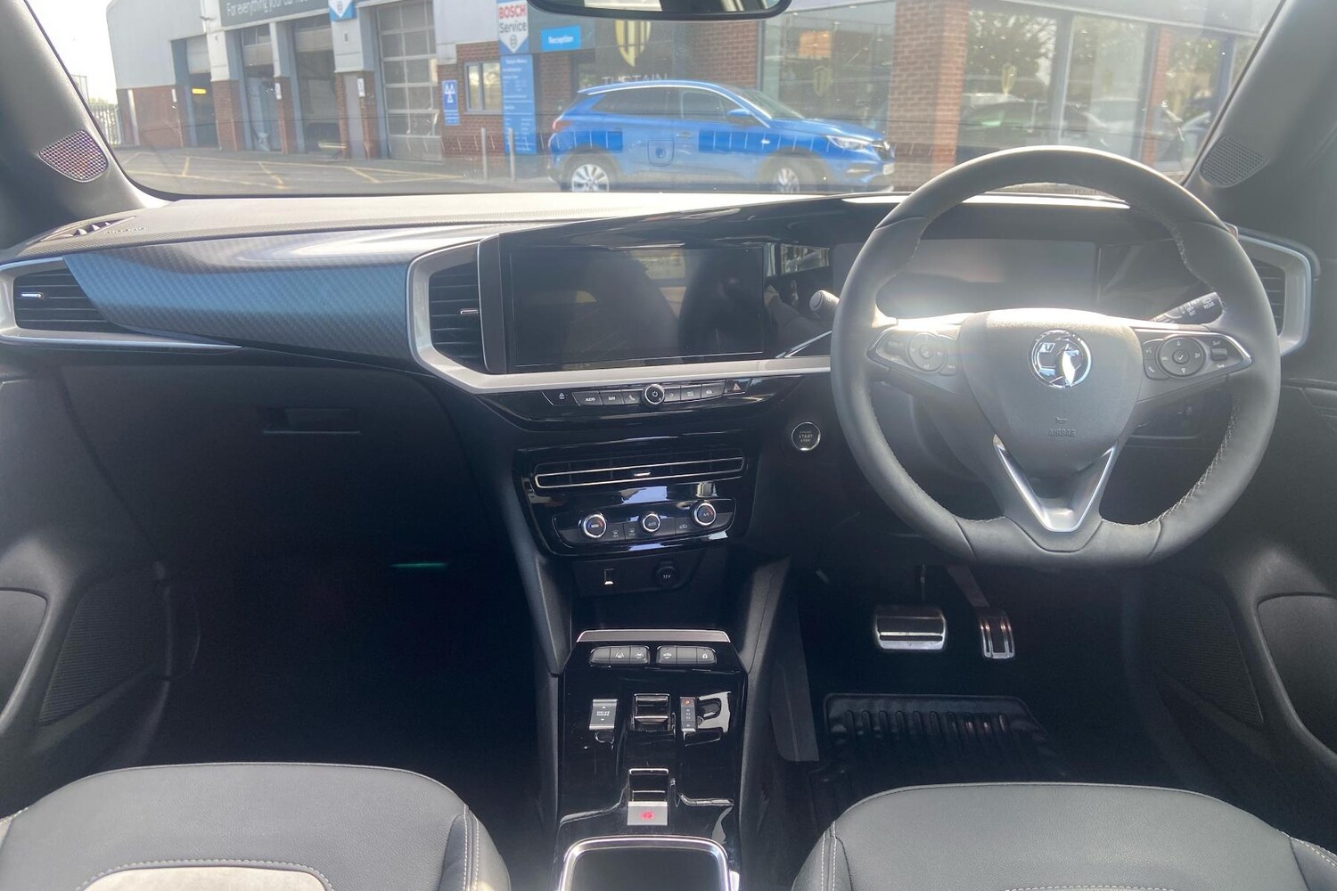 Used Vauxhall Mokka Electric 2024 for sale - 76274309: Photo 4