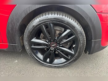Used MINI Hatch 2018 for sale - 75860930: Photo