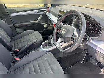 Used SEAT Arona 2024 for sale - 75390396: Photo