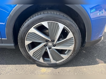 Used SEAT Arona 2024 for sale - 75390396: Photo