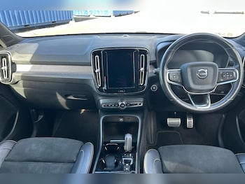 Used Volvo XC40 2021 for sale - 76015753: Photo