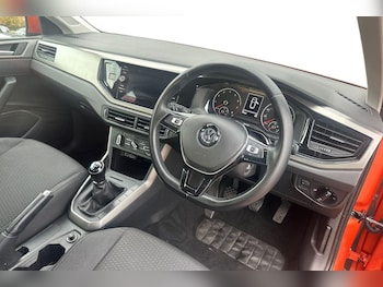 Used Volkswagen Polo 2019 for sale - 77135233: Photo