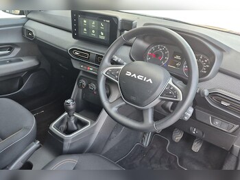 Used Dacia Sandero Stepway 2024 for sale - 78337488: Photo