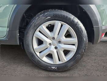 Used Dacia Sandero Stepway 2024 for sale - 78337488: Photo