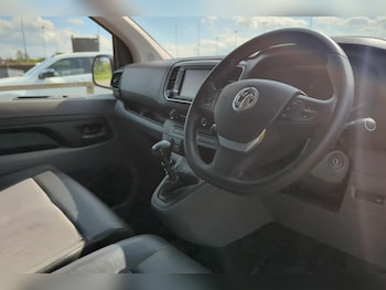 Used Vauxhall Vivaro 2019 for sale - 75970147: Photo