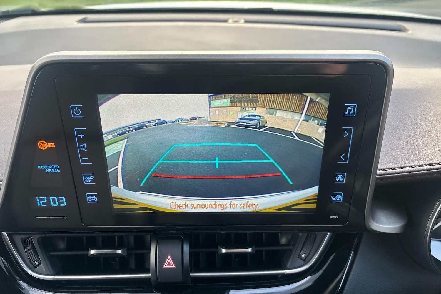 Used Toyota C-HR 2019 for sale - 77283591: Photo 17