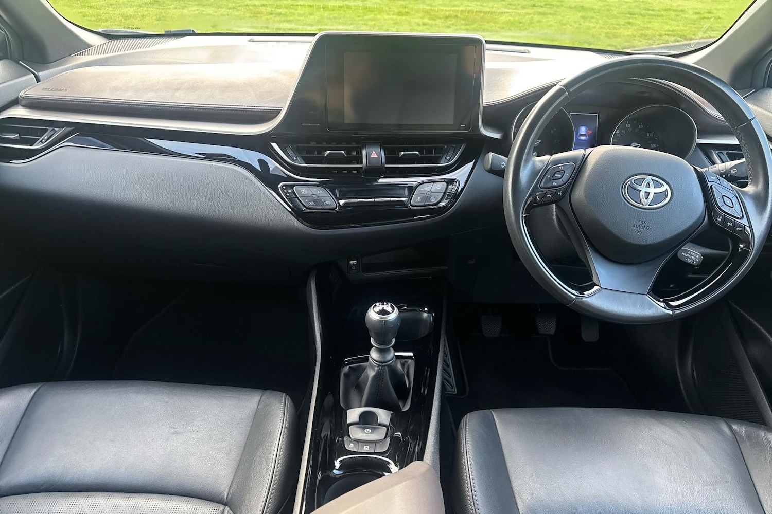 Used Toyota C-HR 2019 for sale - 77283591: Photo 4