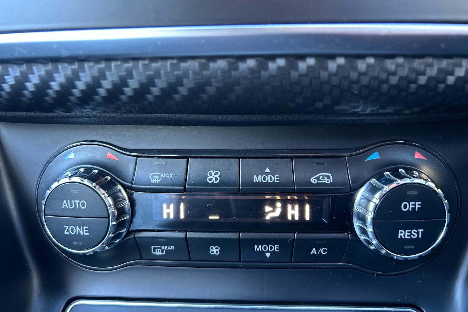 Used Mercedes-Benz A-Class 2016 for sale - 76718585: Photo 24