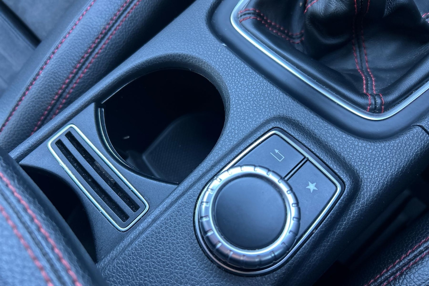 Used Mercedes-Benz A-Class 2016 for sale - 76718585: Photo 25