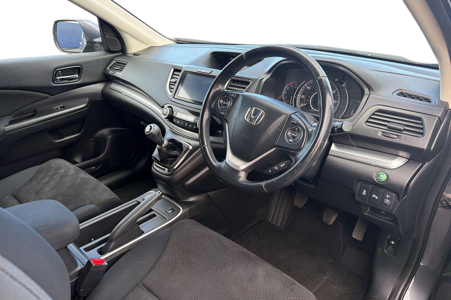 Used Honda CR-V 2017 for sale - 77961340: Photo 2