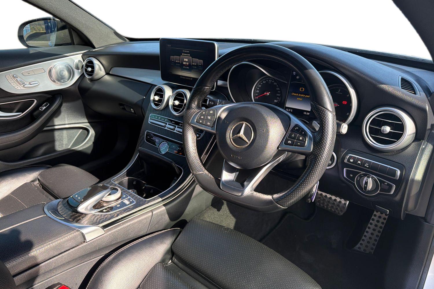 Used Mercedes-Benz C Class 2017 for sale - 77961336: Photo 2