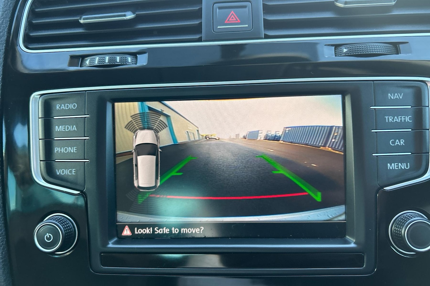 Used Volkswagen Golf 2016 for sale - 76411501: Photo 20