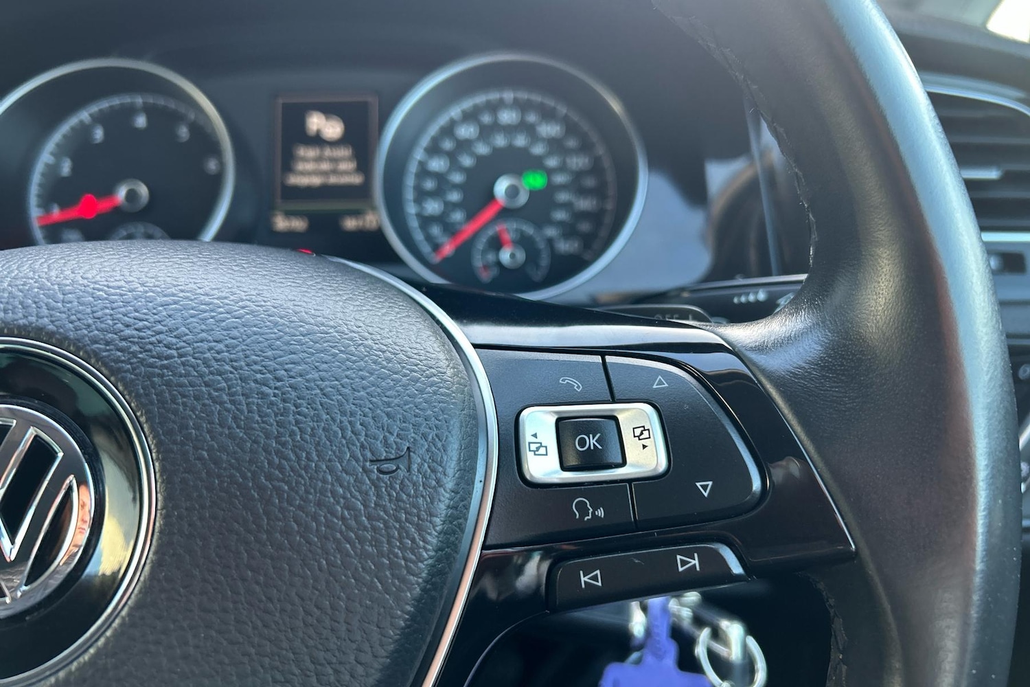 Used Volkswagen Golf 2016 for sale - 76411501: Photo 23