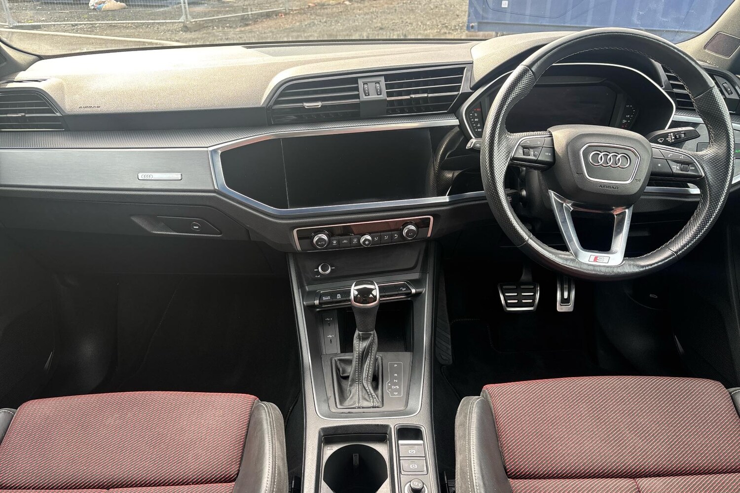 Used Audi Q3 2021 for sale - 76230272: Photo 4