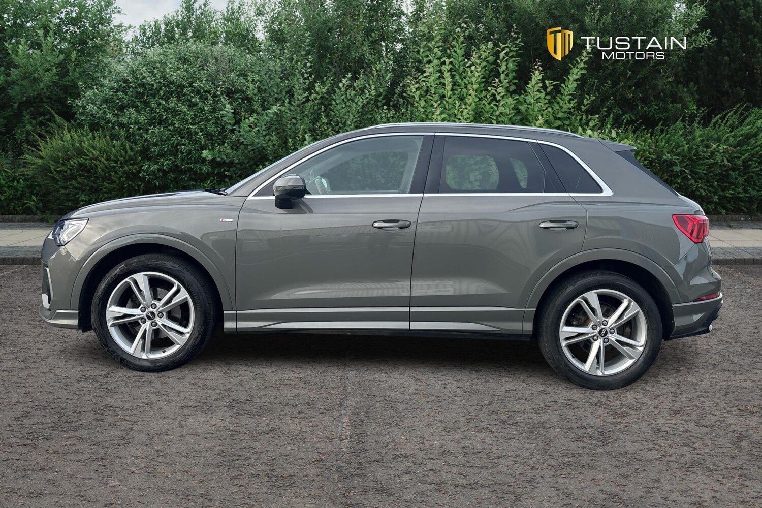 Used Audi Q3 2021 for sale - 76230272: Photo 9