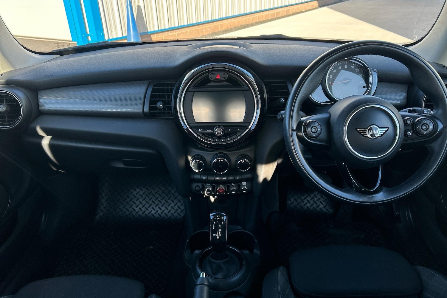 Used MINI Hatch 2018 for sale - 77827804: Photo 4