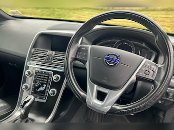 Used Volvo XC60 2016 for sale - 75566351: Photo