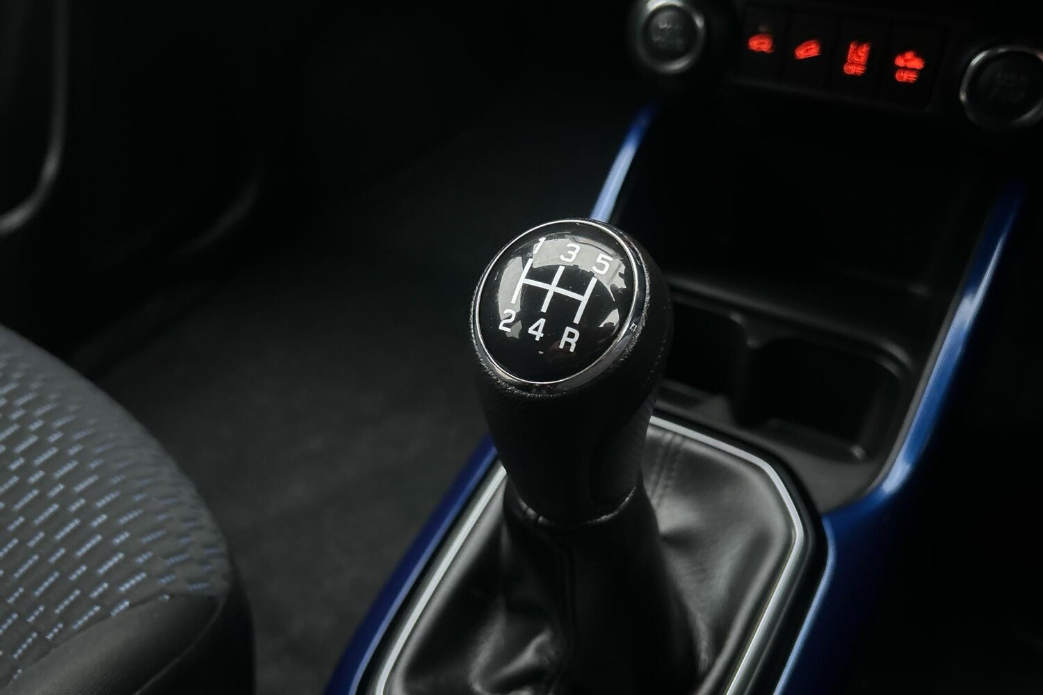 Used Suzuki Ignis 2022 for sale - 76421585: Photo 14