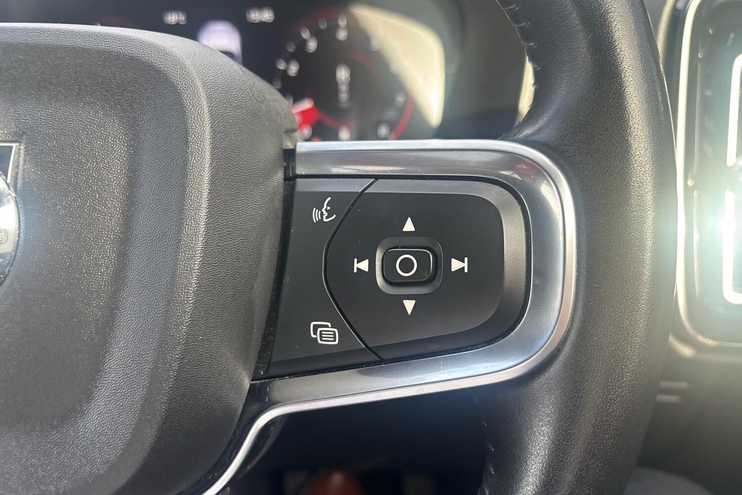 Used Volvo XC40 2020 for sale - 75981103: Photo 20