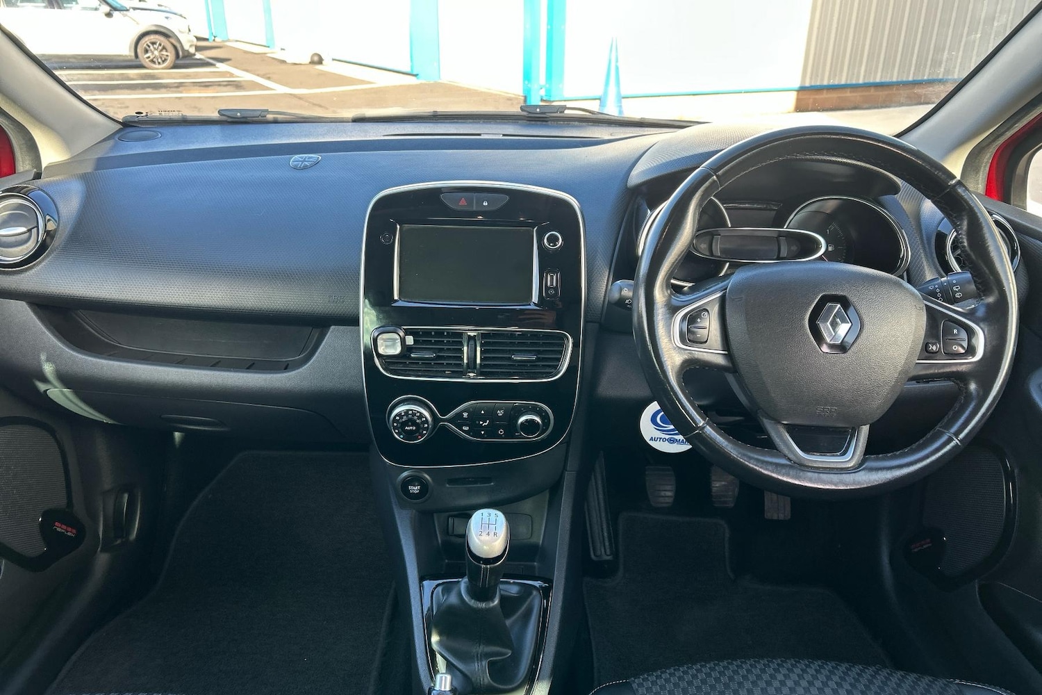 Used Renault Clio 2019 for sale - 76401568: Photo 4