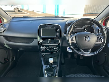 Used Renault Clio 2019 for sale - 76401568: Photo