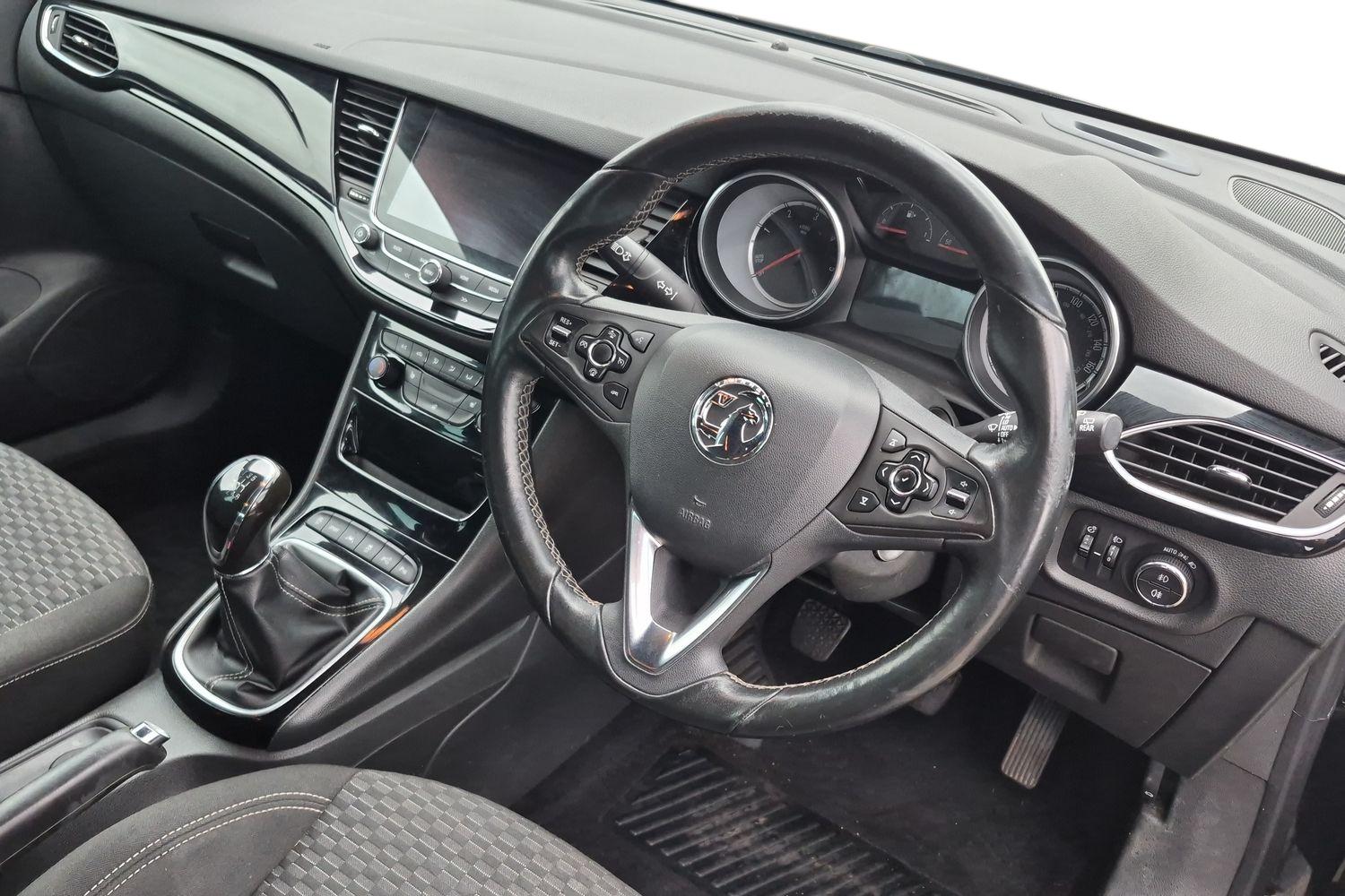 Used Vauxhall Astra 2017 for sale - 77774193: Photo 2