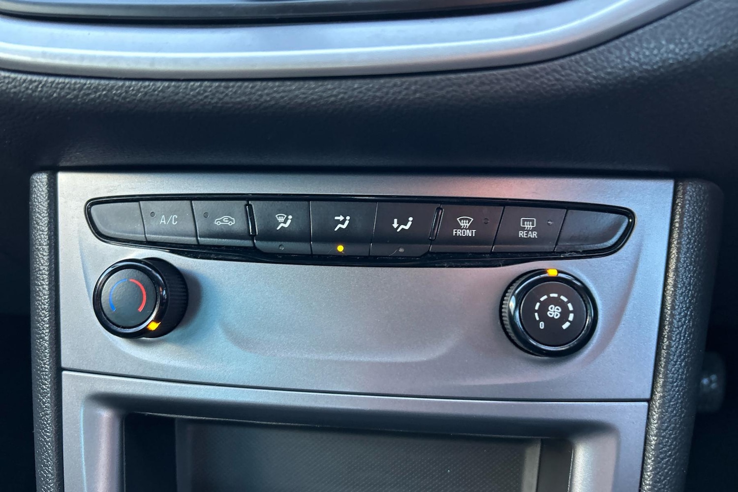 Used Vauxhall Astra 2018 for sale - 76401630: Photo 20