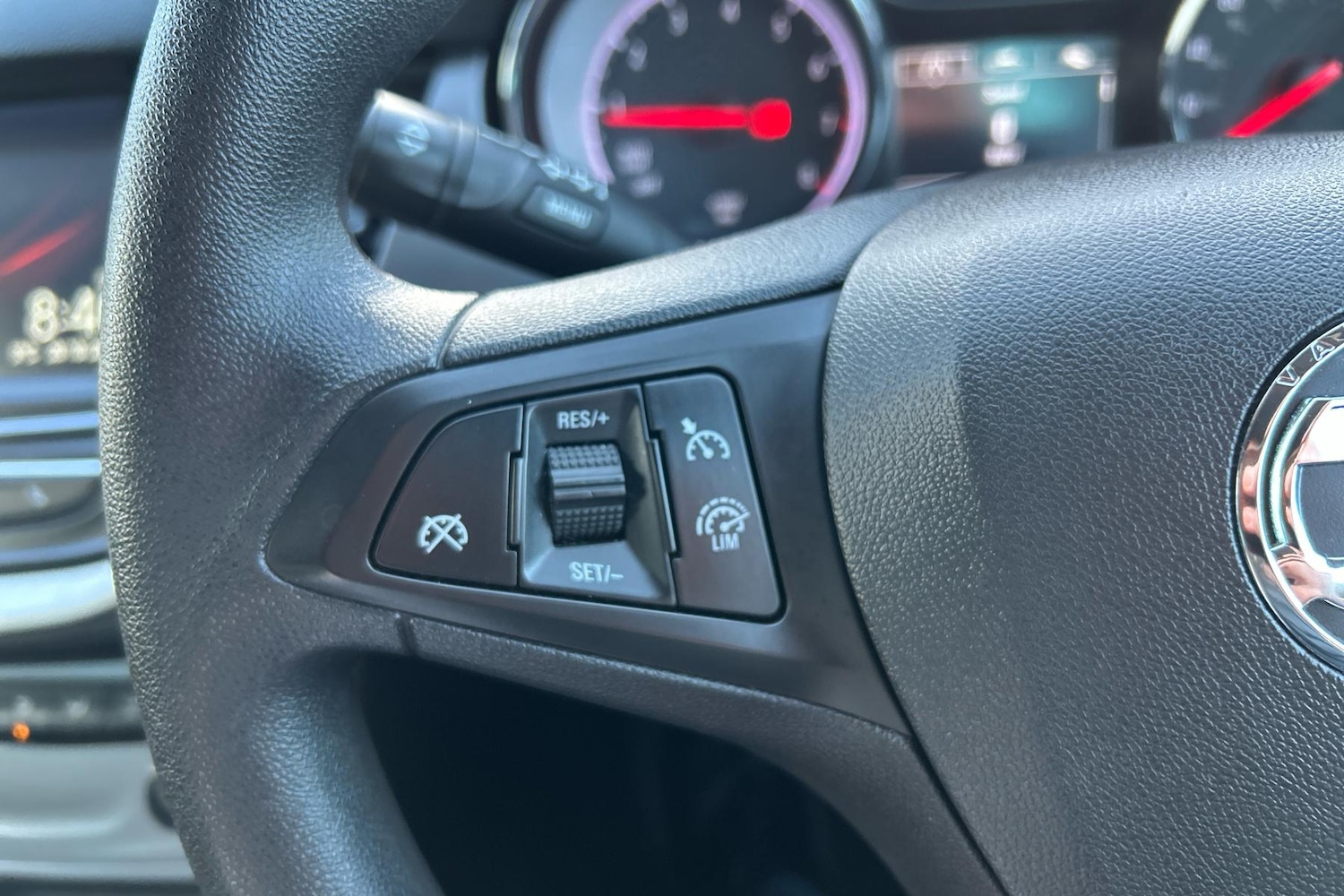 Used Vauxhall Astra 2018 for sale - 76401630: Photo 23