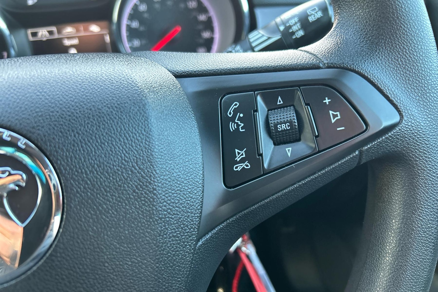 Used Vauxhall Astra 2018 for sale - 76401630: Photo 24