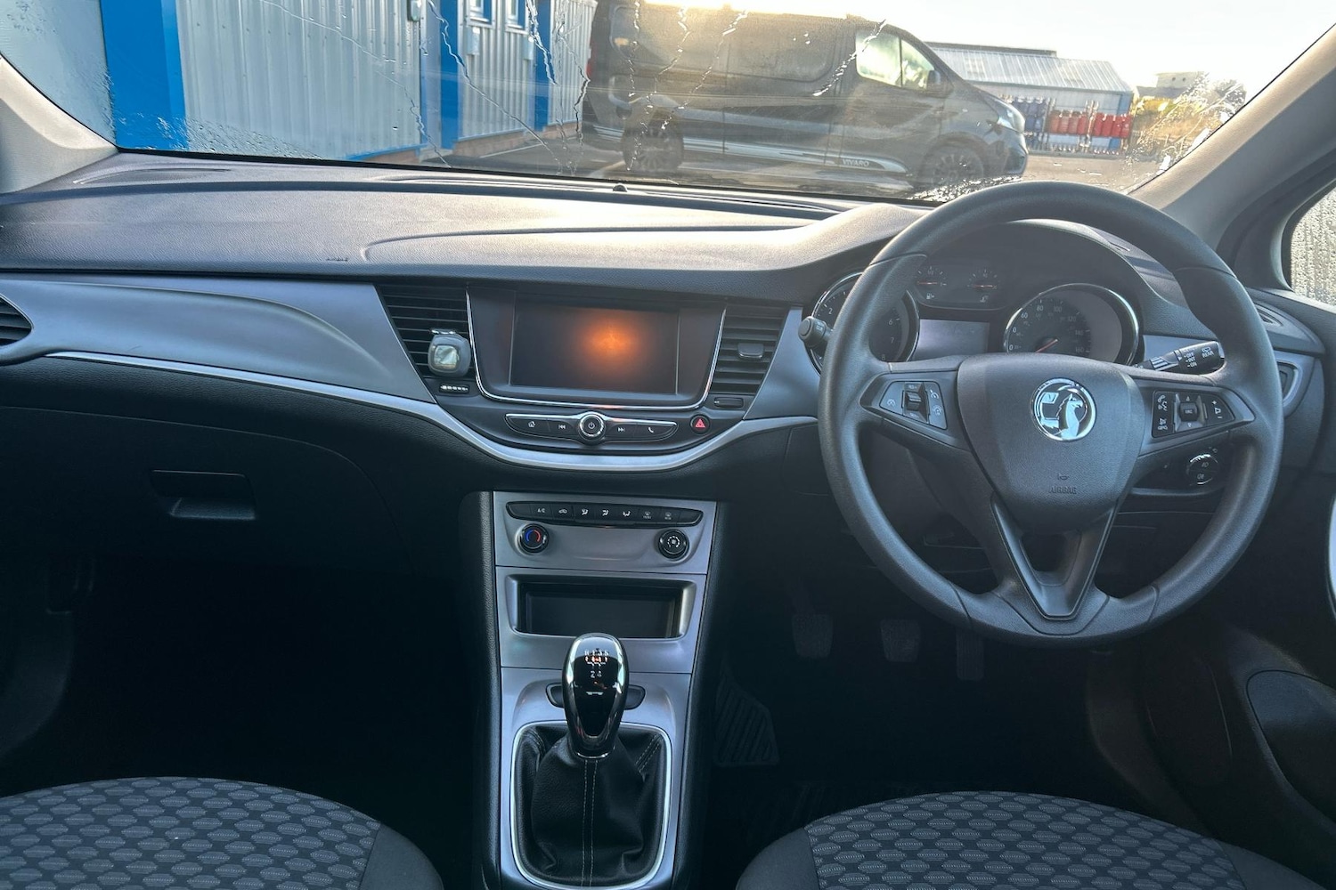 Used Vauxhall Astra 2018 for sale - 76401630: Photo 4