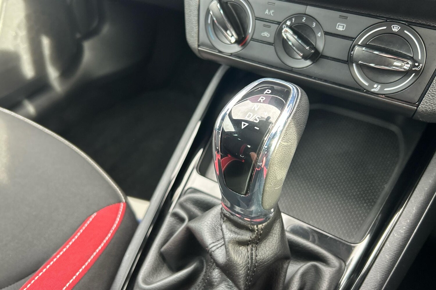 Used Skoda Kamiq 2022 for sale - 76219550: Photo 14