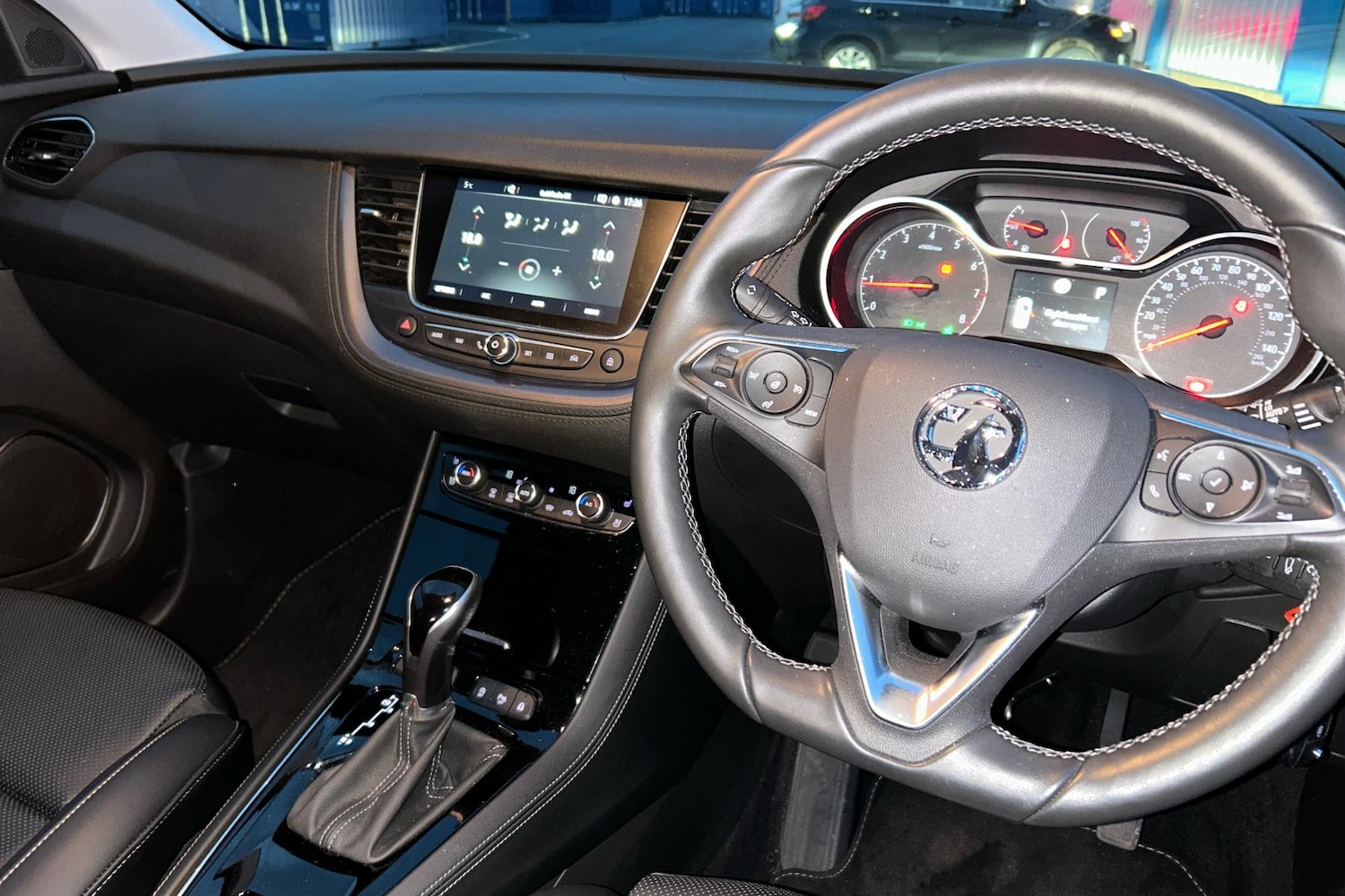 Used Vauxhall Grandland X 2020 for sale - 77219926: Photo 2