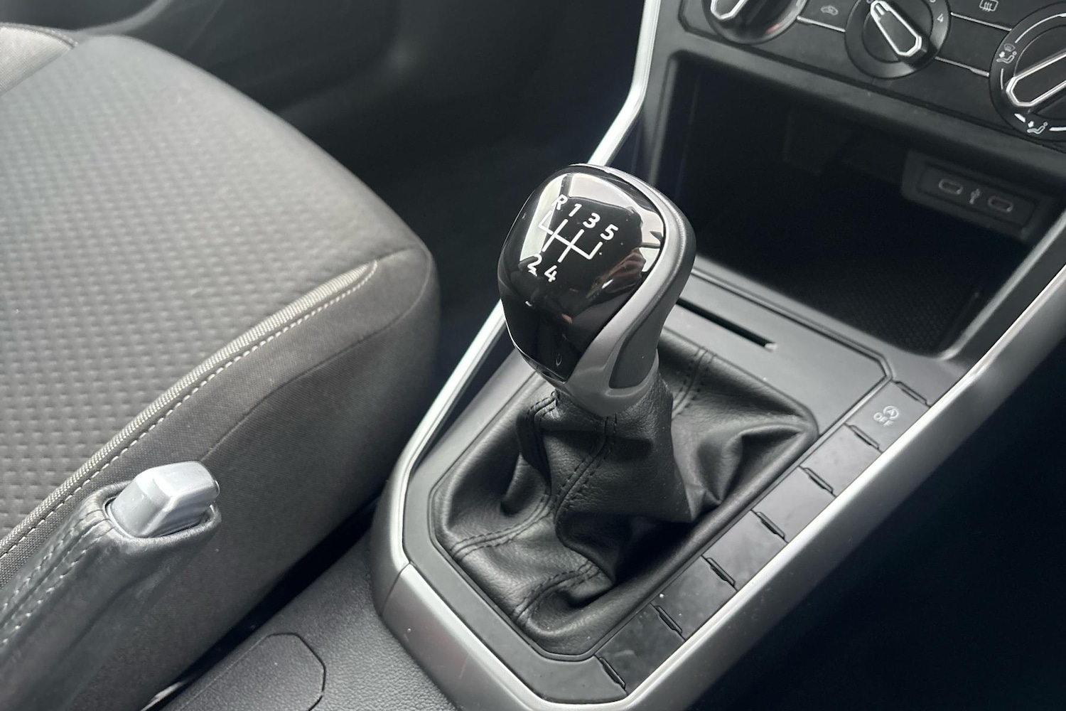 Used Volkswagen Polo 2024 for sale - 77069742: Photo 14