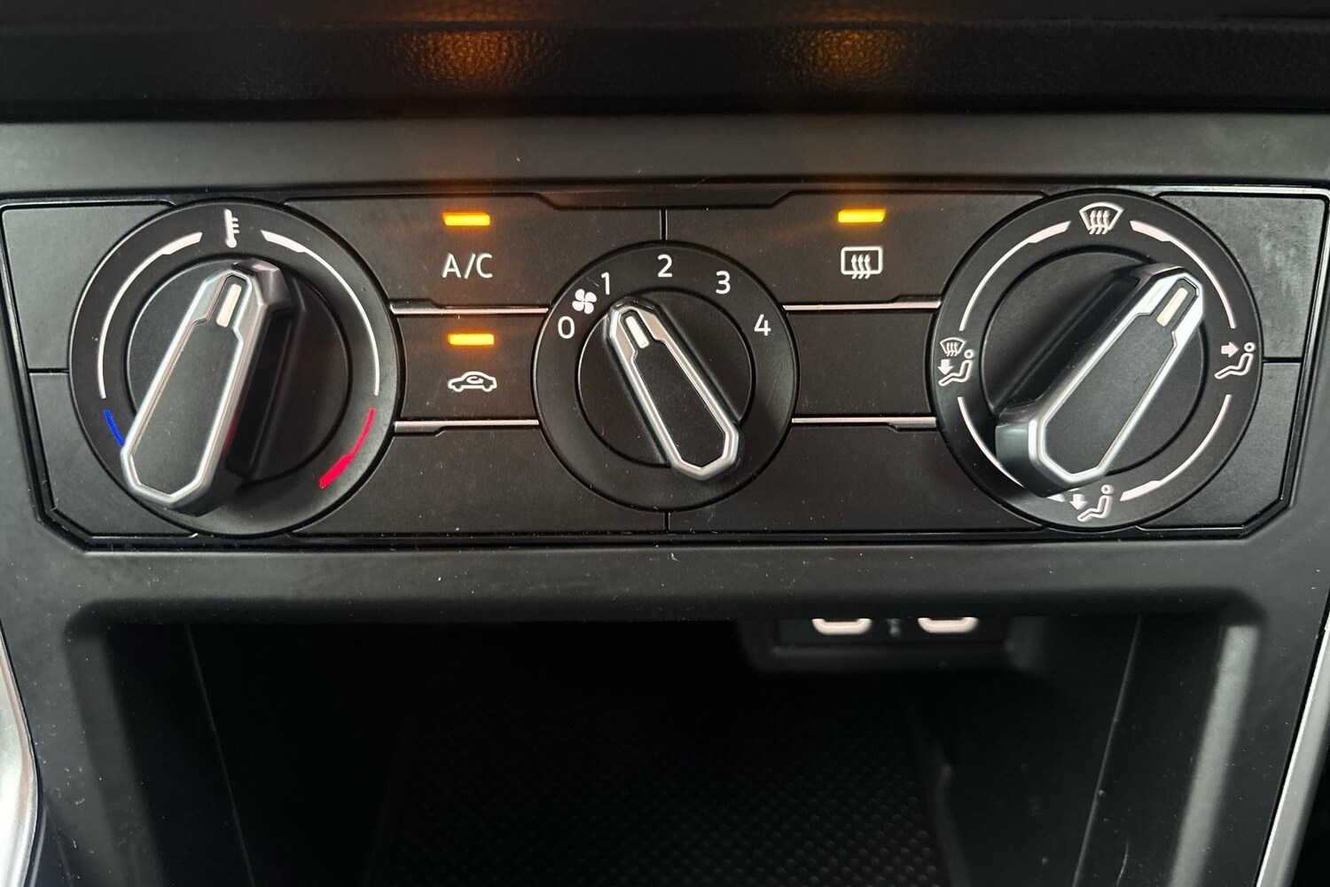 Used Volkswagen Polo 2024 for sale - 77069742: Photo 19