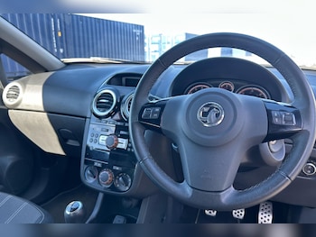 Used Vauxhall Corsa 2014 for sale - 76077037: Photo 2