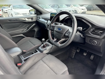 Used Ford Focus 2021 for sale - 75778660: Photo
