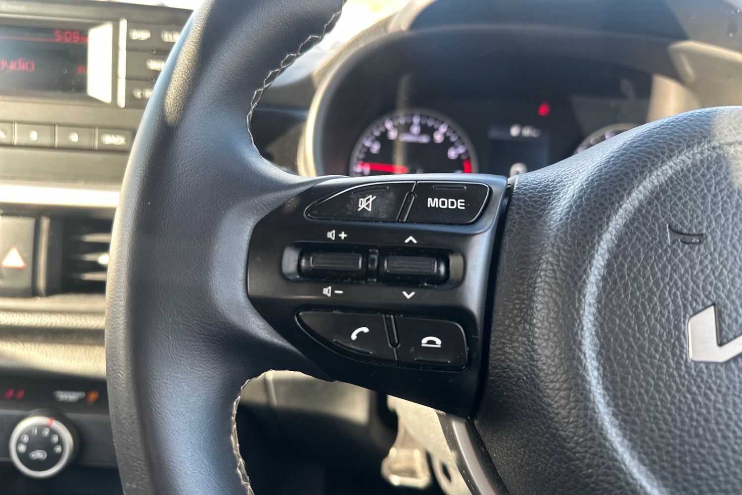 Used Kia Picanto 2022 for sale - 76624842: Photo 17