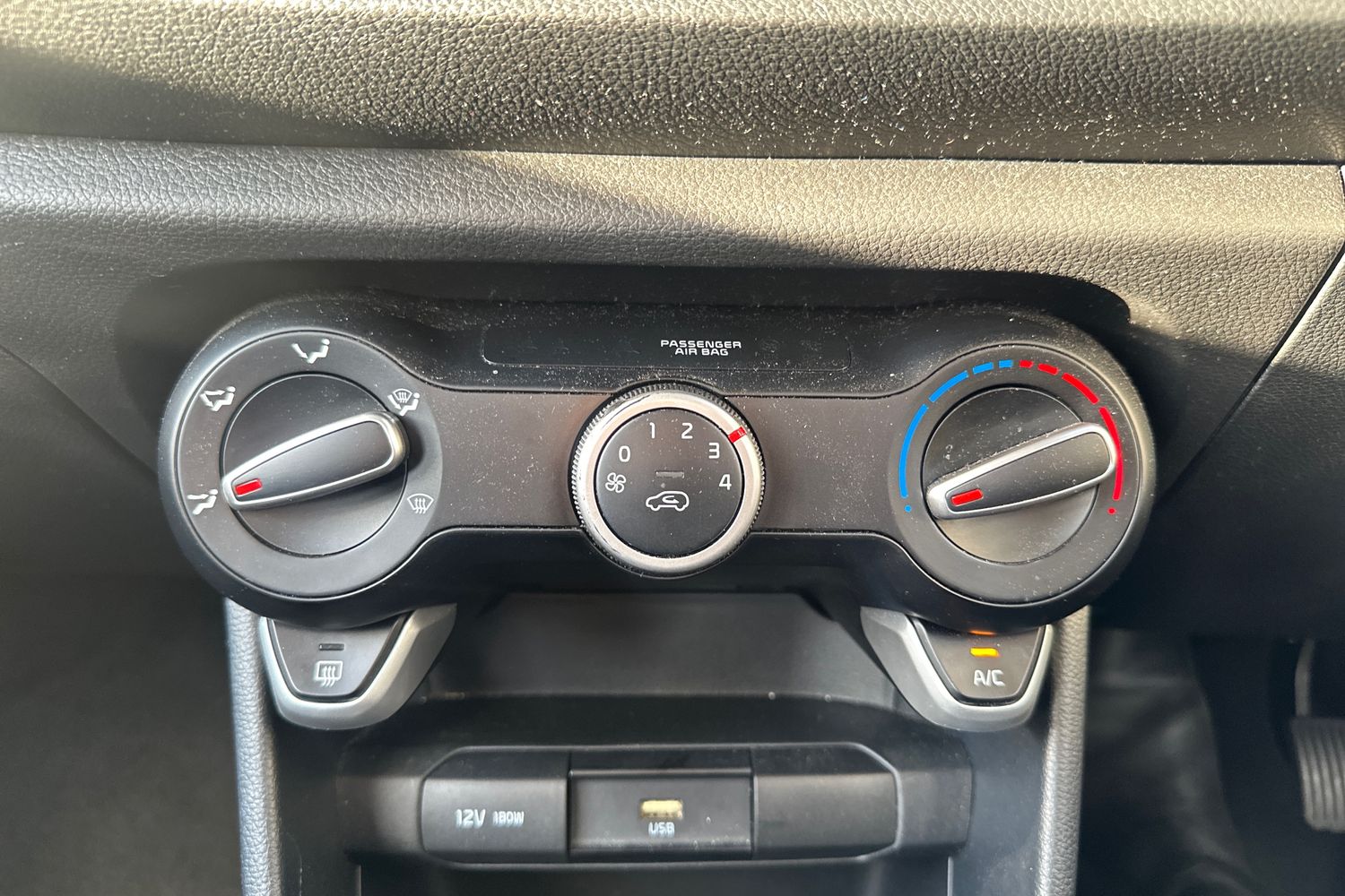 Used Kia Picanto 2022 for sale - 76624842: Photo 25