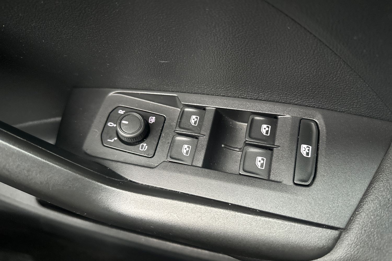 Used Volkswagen T-Cross 2022 for sale - 77744050: Photo 15