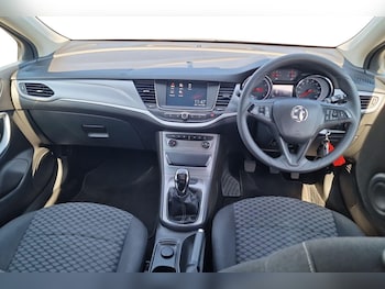 Used Vauxhall Astra 2018 for sale - 79250879: Photo
