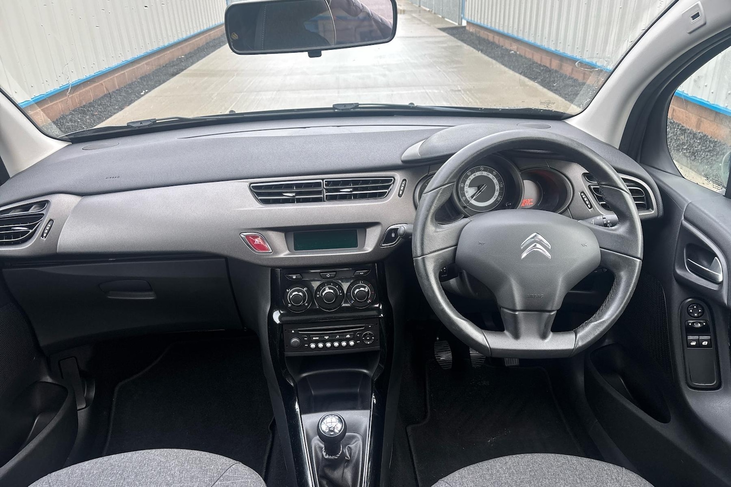 Used Citroen C3 2015 for sale - 76516082: Photo 4