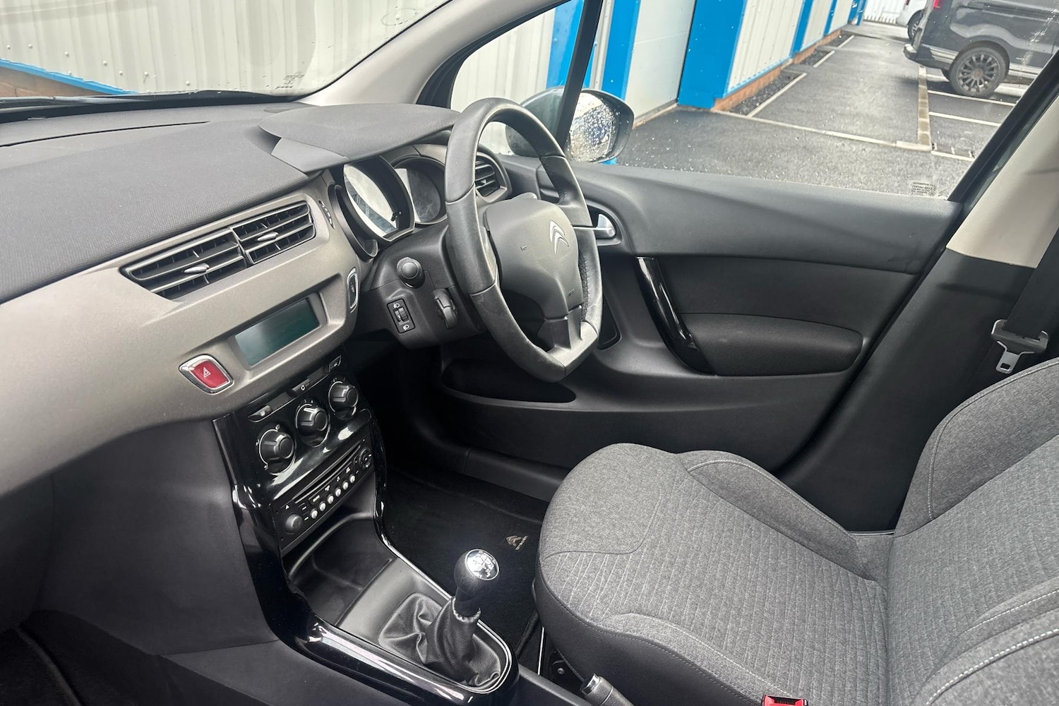 Used Citroen C3 2015 for sale - 76516082: Photo 5