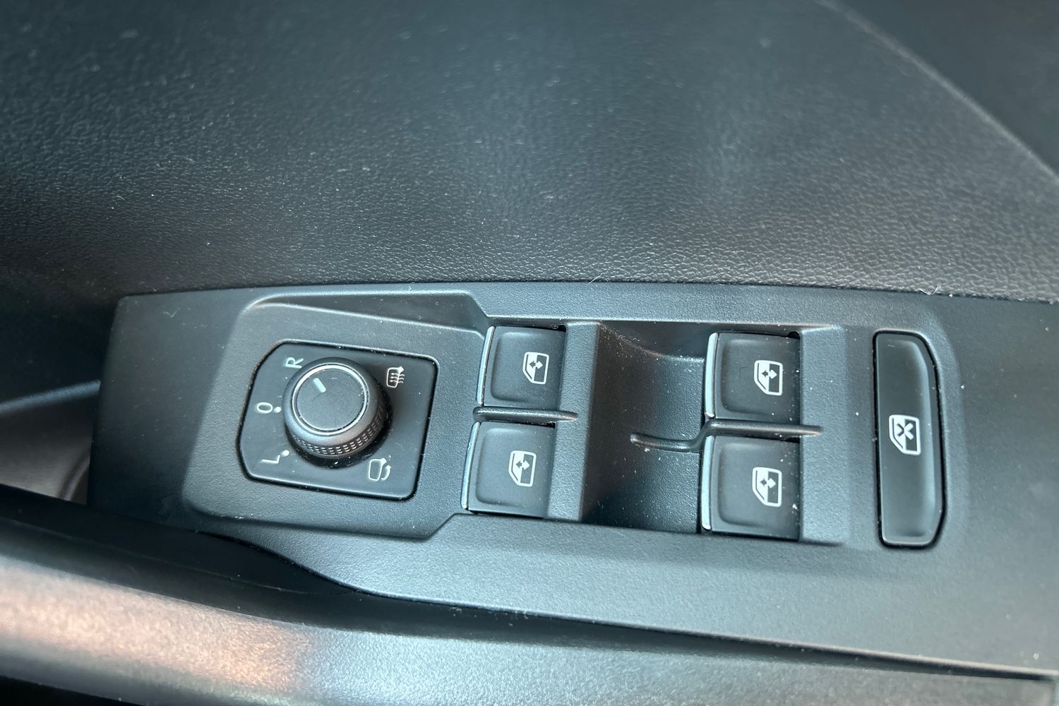 Used Volkswagen T-Cross 2023 for sale - 77541106: Photo 19