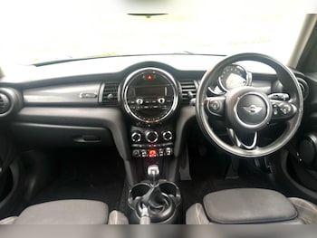 Used MINI Hatch 2018 for sale - 77443787: Photo