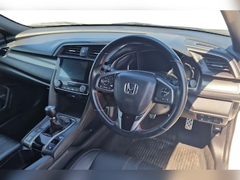 Used Honda Civic 2019 for sale - 79183293: Photo