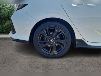 Used Honda Civic 2019 for sale - 79183293: Photo